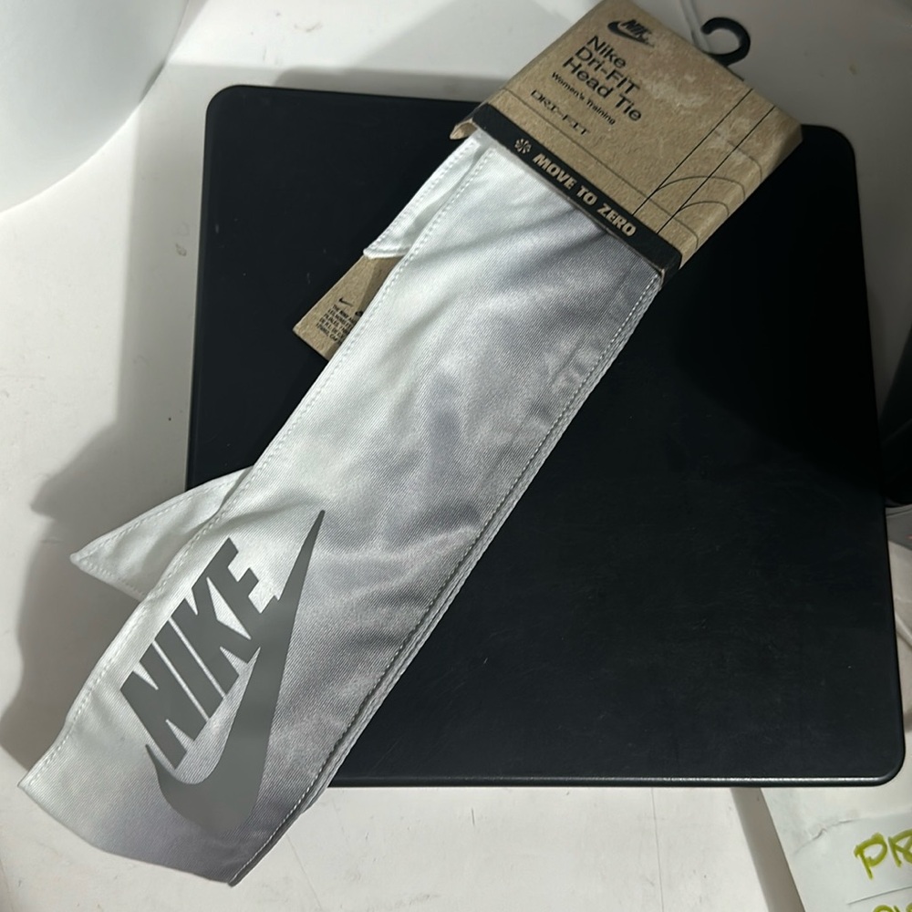 Nike Unisex Dri-Fit Head Tie Swoosh Gray‎ White NWT